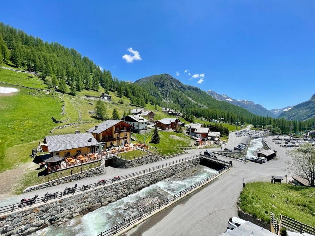 Walsertal Residence Грессоней-ла-Трините Экстерьер фото